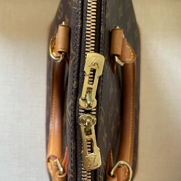 LOUIS VUITTON ALMA PM - Picture 6 of 16